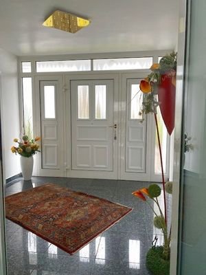 HS0016_Villa_Immo_1_Eingang