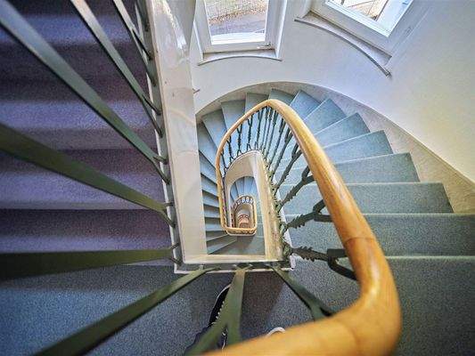 gepflegtes Treppenhaus