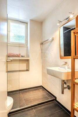 Bad Einliegerwohnung