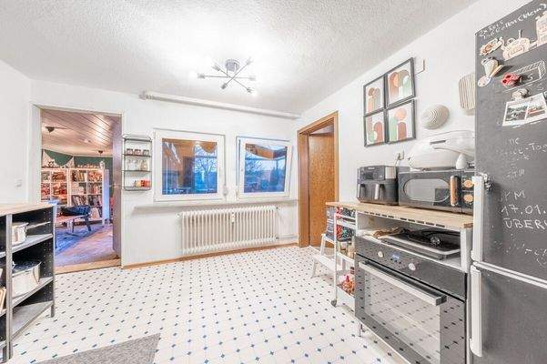 Im Obergeschoss findet sich diese Küche