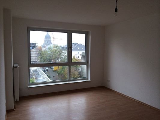 Wohnzimmer (leer)