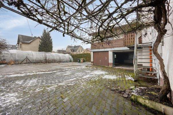 Perspektive vom Hauseingang WE1