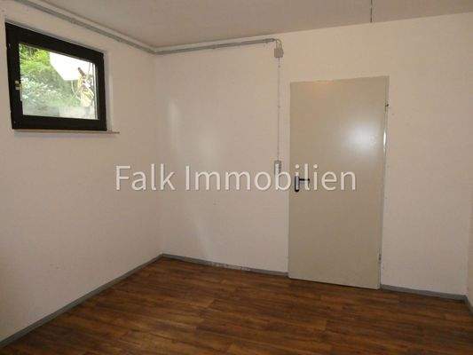 Hobbyraum mit Wasseranschluss im UG