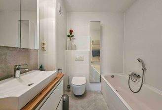 Badezimmer Ensuite von Schlafzimmer