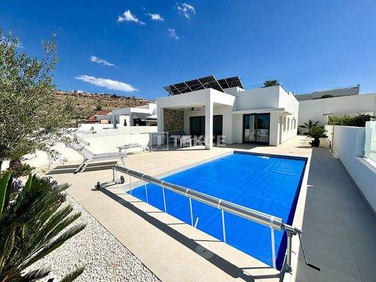 Contemporary Villas in Benijofar in Alicante Near Beaches