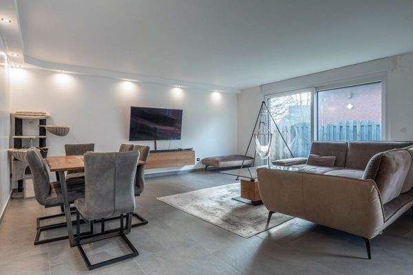 mit direktem Zugang zum Garten