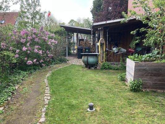 Garten-Richtung-Carport-Schuppen