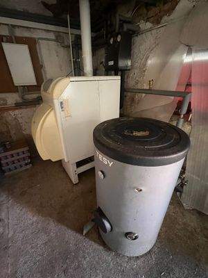 Heizung mit Warmwasserspeicher
