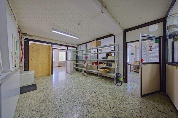 Büro (Vor Entkernung)