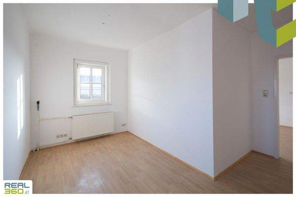 Kinder-/Arbeits-/Gästezimmer (vor Sanierung)