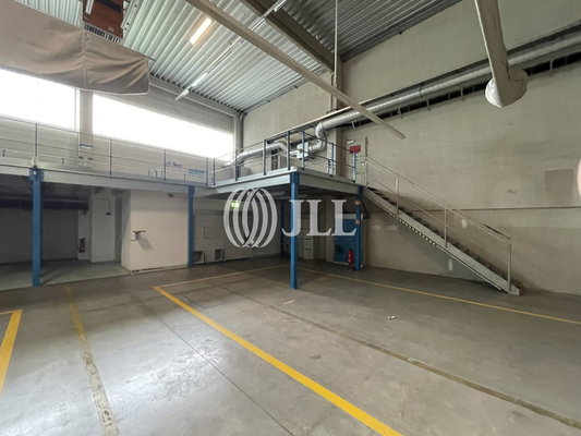 ET-Innenansicht Halle