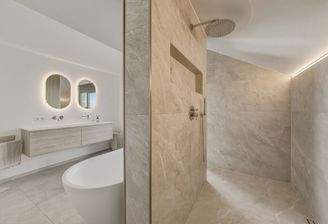 Badezimmer 1