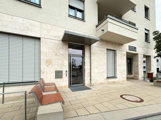 Eingang zum Cafè.jpg