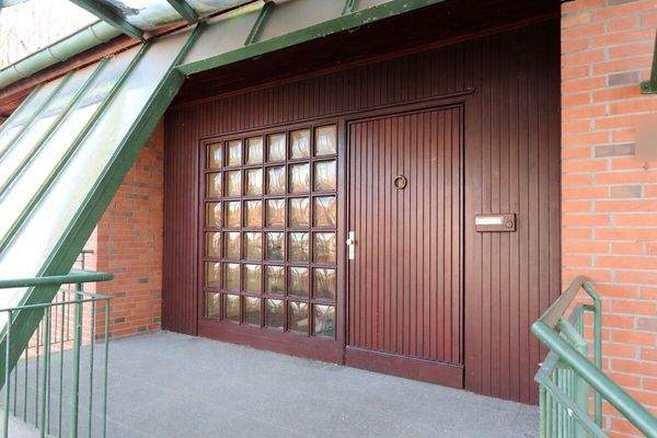 Eingang (saisonale Anpassung durch KI)