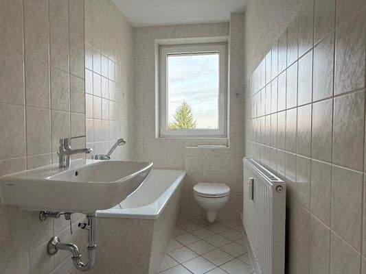 Badezimmer mit Wanne