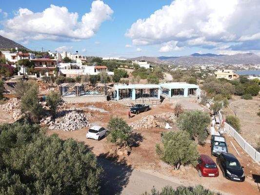 Kreta, Ammoudara: Geräumige, zweistöckige Villa mit Aussicht und Swimmingpool zu verkaufen