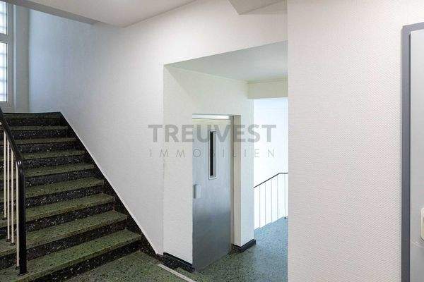 TREUVEST Büro mieten Düsseldorf-01