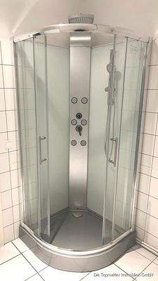 Badezimmer WE rechts