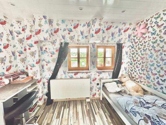 Kinderzimmer 2 OG (2)