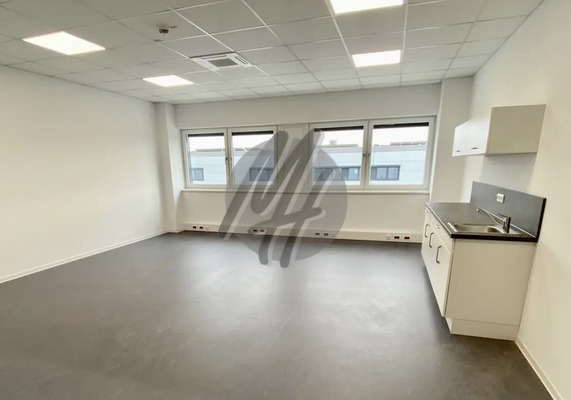 INFOS UNTER: 06171-586000