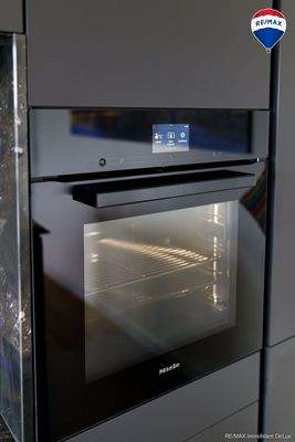 RE/MAX Immobilien DeLux