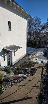 Zugang zur Einliegerwohnung im Untergeschoss 