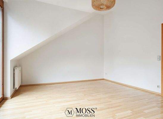 OG Große Zimmer III -  KI geleert