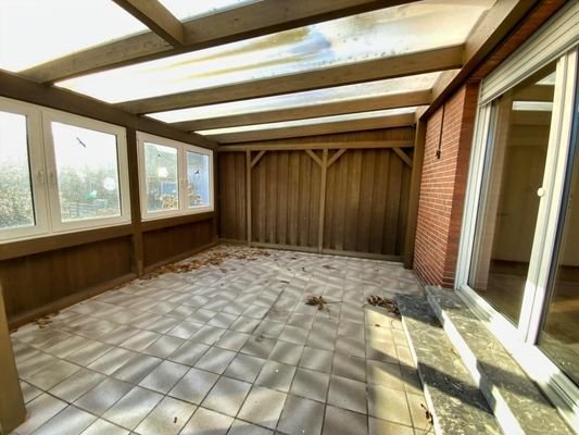 zur überdachten Terrasse