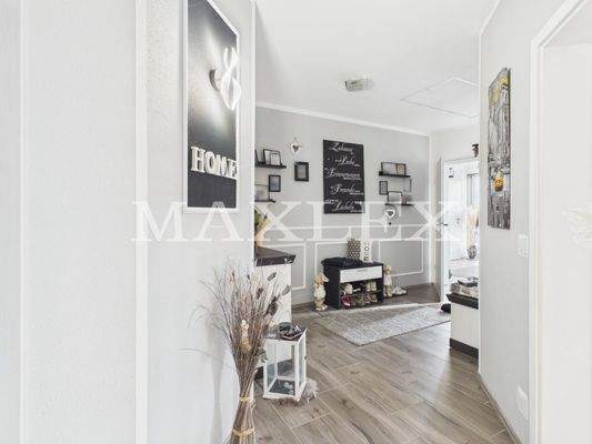 CAM04502G0-PR0053-STILL006