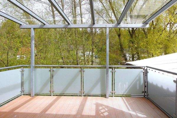 ...der überdachte Balkon...