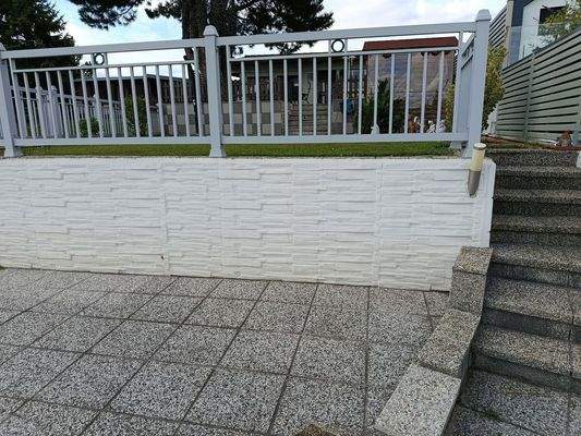 Stiegen zur Seeterrasse