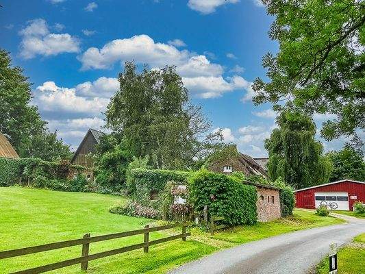 Zufahrt - Sommerimpression