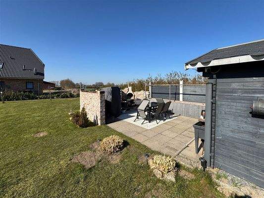 Grillplatz mit geschützter Sitzecke