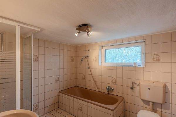 Vollbad im Erdgeschoss