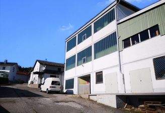 Halle/Verkaufsfläche