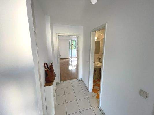 Gang Blick Wohnen.jpg