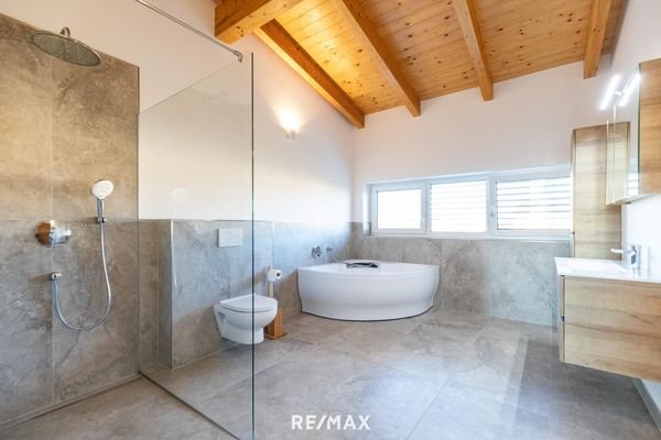 10.Badezimmer Eltern