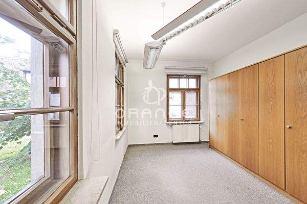 Besprechungsraum / Büro 2