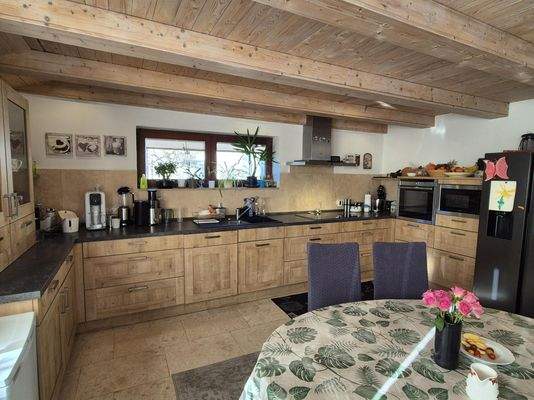 vollausgestattete Wohnküche