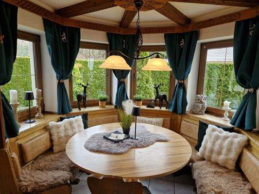 ...am runden Tisch....