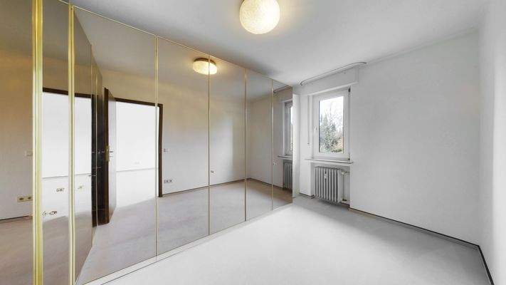 Begehbarer Kleiderschrank