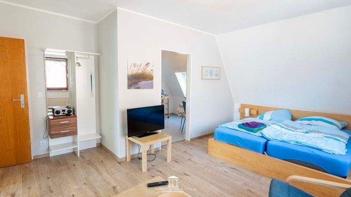 Wohn-/ Schlafbereich 2 im DG