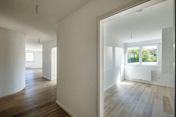 Arbeitszimmer u. Flur