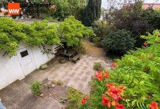 Gartenansicht mit Terrasse