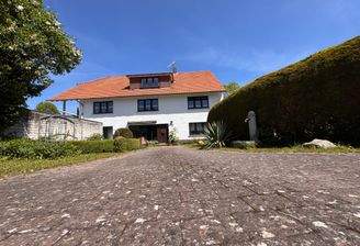 Eingang_Mehrfamilienhaus_Sontra