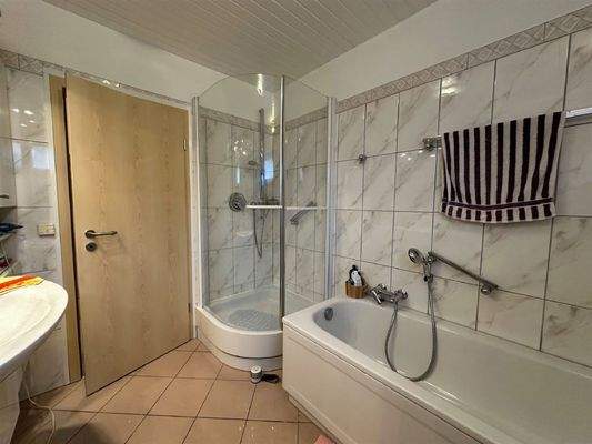 Tageslichtbad im Obergeschoss