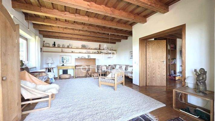 EG: Großes Wohnzimmer