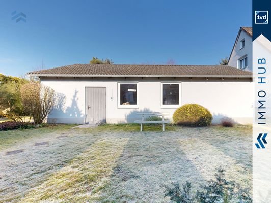 Garagenrückseite zum Garten