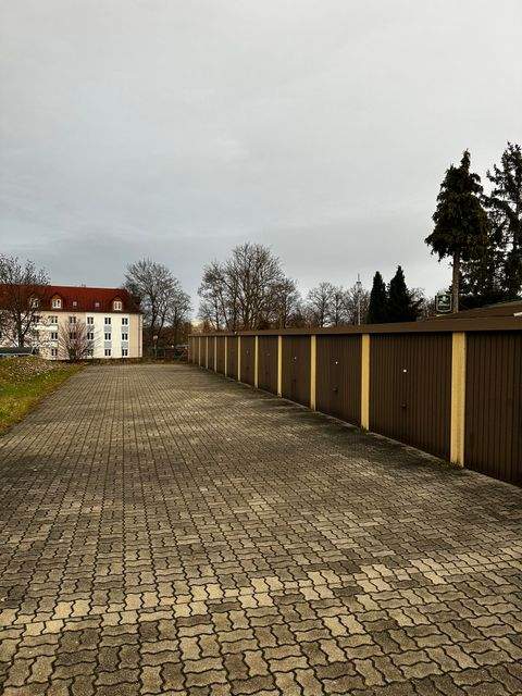 Weißenfels Garage, Weißenfels Stellplatz