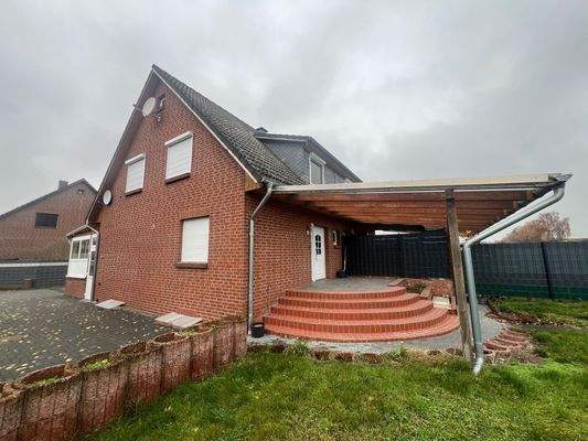 Eingang unbewohnte Seite.JPG